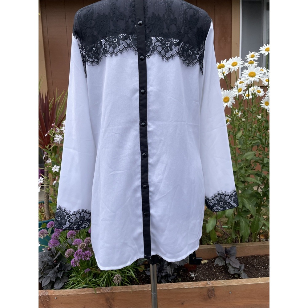 Venus White Button Back Blouse Size 14 Black Lace Yoke Whimsigoth Goth Tunic Top - Picture 9 of 12